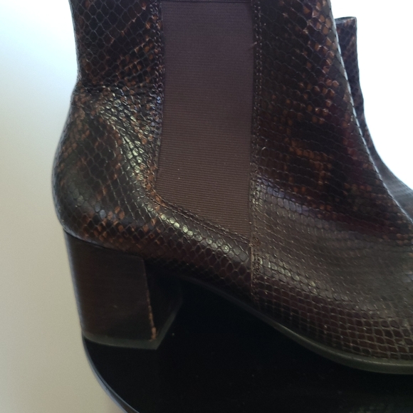 Ecco - Danish Designs - Brown Embossed Leather Heeled Boots - Size 41 - Picture 4 of 10